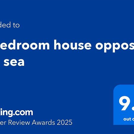 Beach View, 4 Bedroom House Opposite The Sea! Sleeps 10 サンドゲート エクステリア 写真
